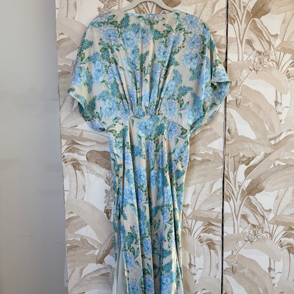 Floral Maxi Beach Dress – Deep V Neck Tropical Satin with Side Slit - Picture 6 of 6